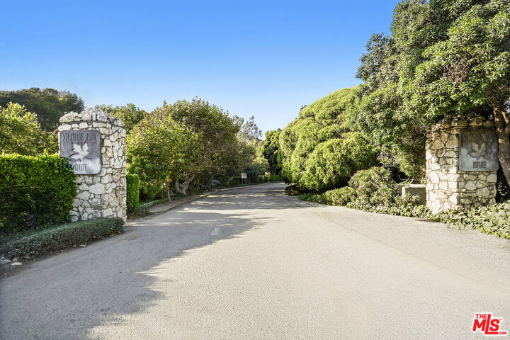 Property Photo: 27061 Sea Vista Dr CA 90265