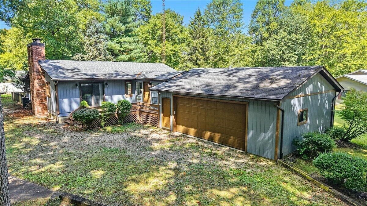 Property Photo: 828 Terrace View Drive OH 43028