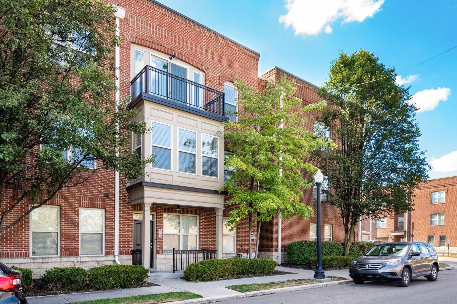 Property Photo:  953 Ingleside Avenue  OH 43215 