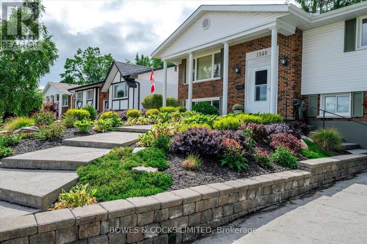 Property Photo: 1540 Cherryhill Road ON K9K 1A8