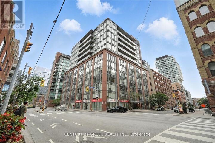 Property Photo: 205 Frederick Street 508 ON M5A 4V3