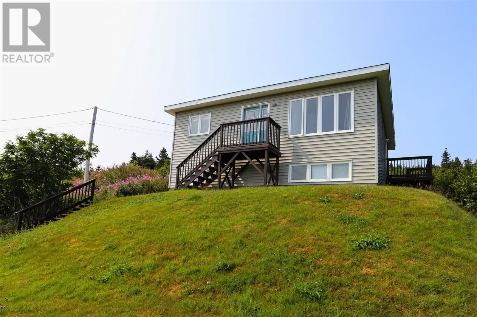 Photo de la propriété:  61 Whelans Crescent  NL A1L 3T1 