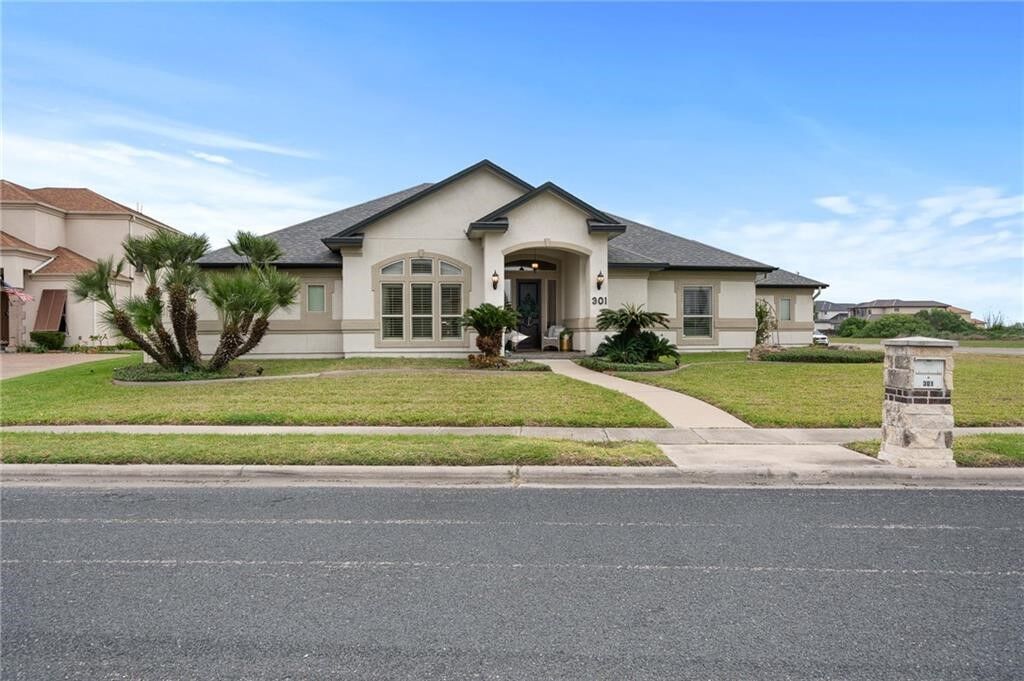 Property Photo:  301 Heathercrest  TX 78374 