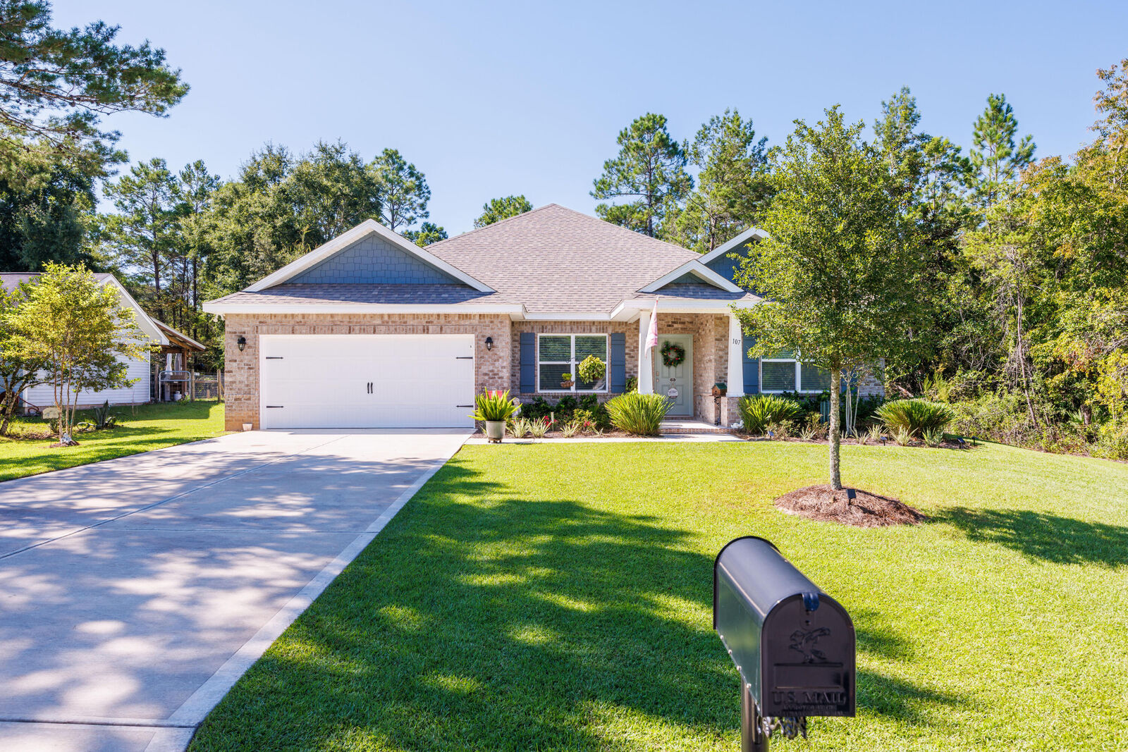 Property Photo: 107 Magnolia Landing Drive FL 32439