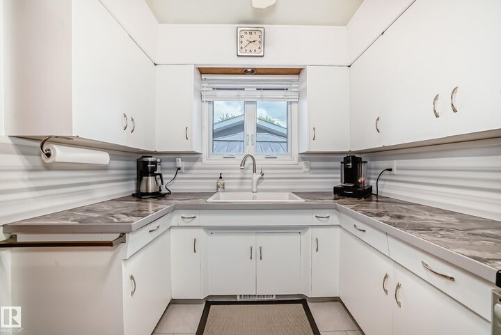 Property Photo: 7012 132 Avenue NW AB T5C 2A6