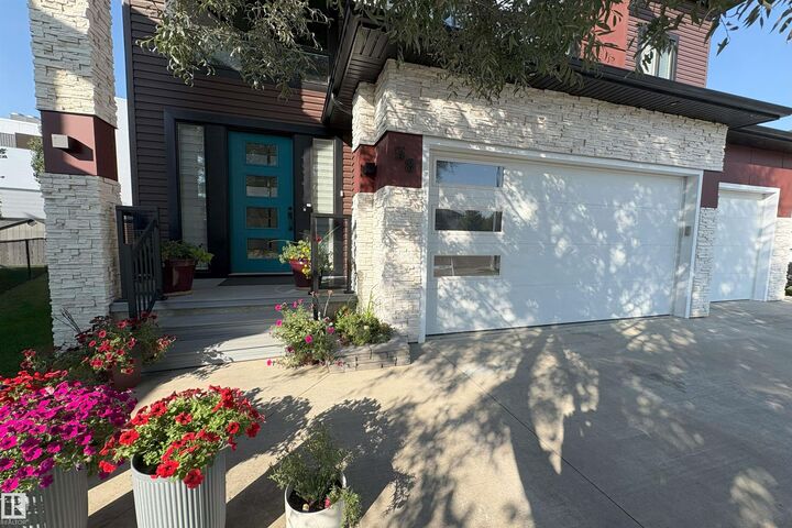 Property Photo:  58 Lamplight Drive  AB T7X 0G8 