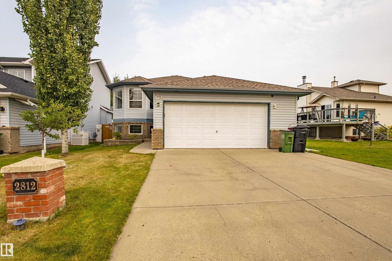 Property Photo: 2812 40A Avenue NW AB T6T 1L7