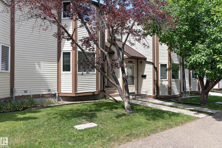 Property Photo: 6163 38 Avenue NW AB T6L 3Z5