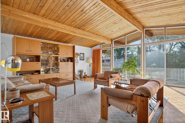 Property Photo:  9937 82 Street NW  AB T6A 3L9 