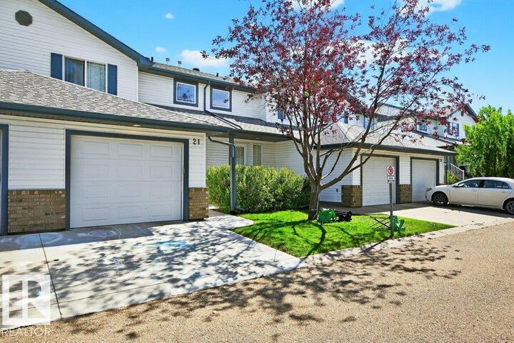 450 Hyndman Crescent NW 21  Edmonton AB T5A 0E2 photo