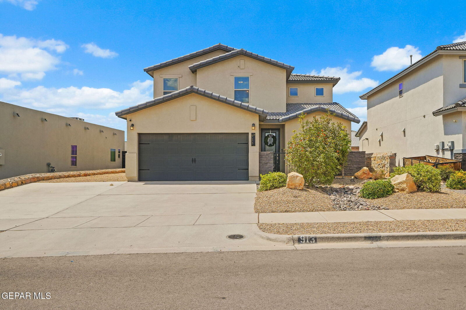 Property Photo: 913 Airship Place TX 79928