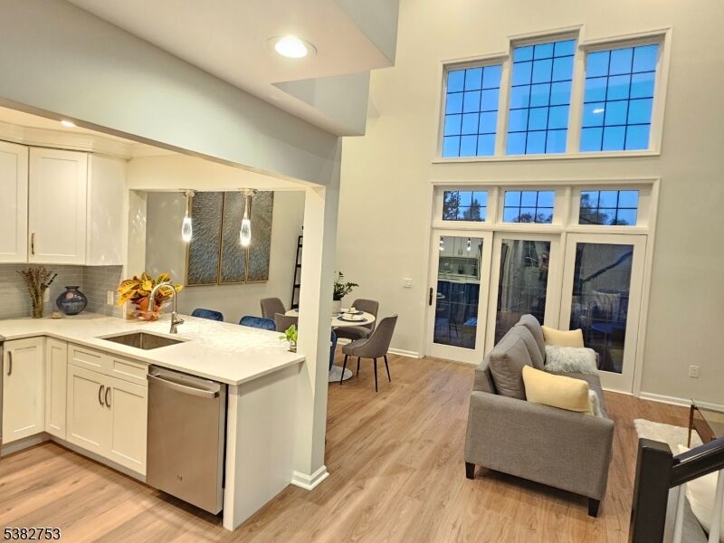 Property Photo: 5 Maple Cres 22 NJ 07462