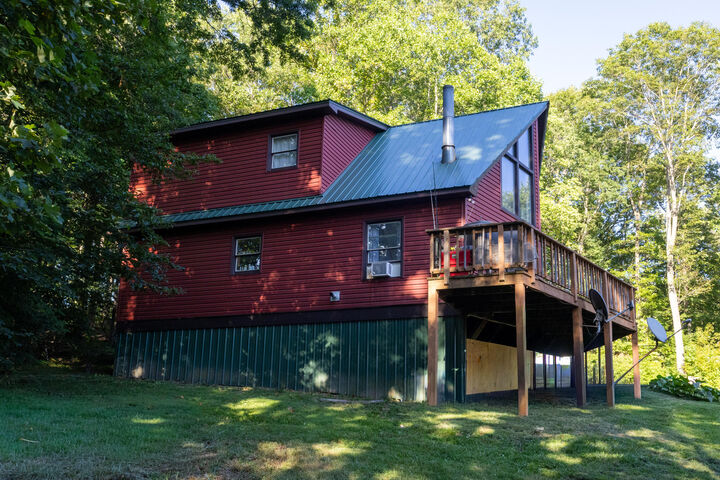 Property Photo: 984 Mountain View Pkwy WV 24910