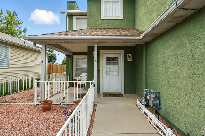 Property Photo:  1365 N 650 W  UT 84721 