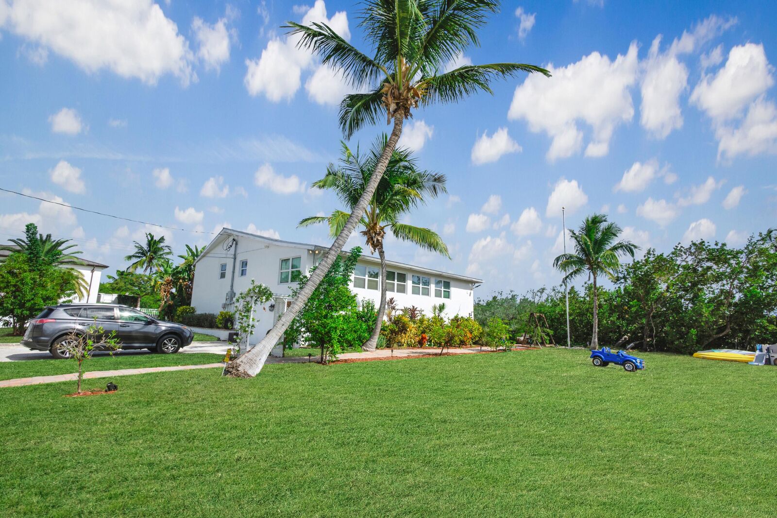 Property Photo:  6 Egret Lane  FL 33040 