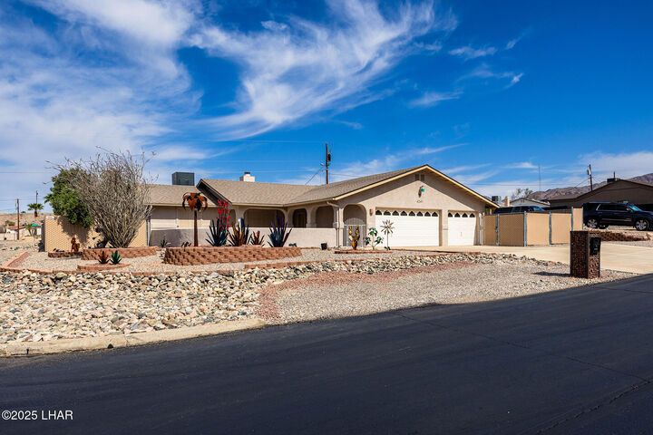 4241 Highlander Ave  Lake Havasu City AZ 86406 photo