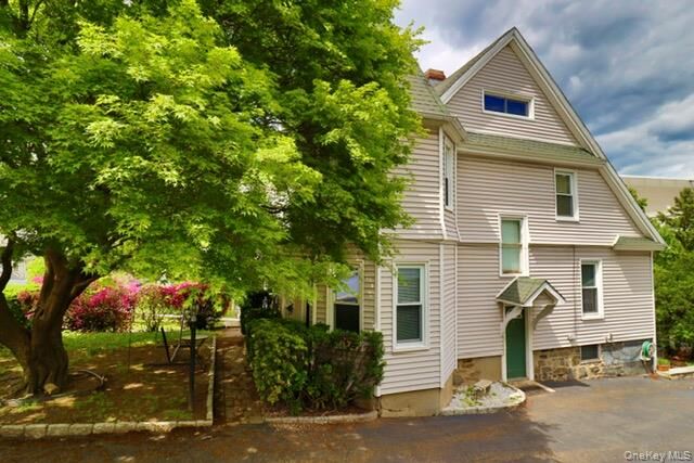 Property Photo: 128 Hale Avenue NY 10605