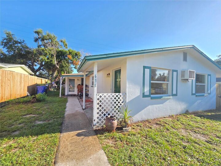 Property Photo: 638 Dogwood Court FL 34698