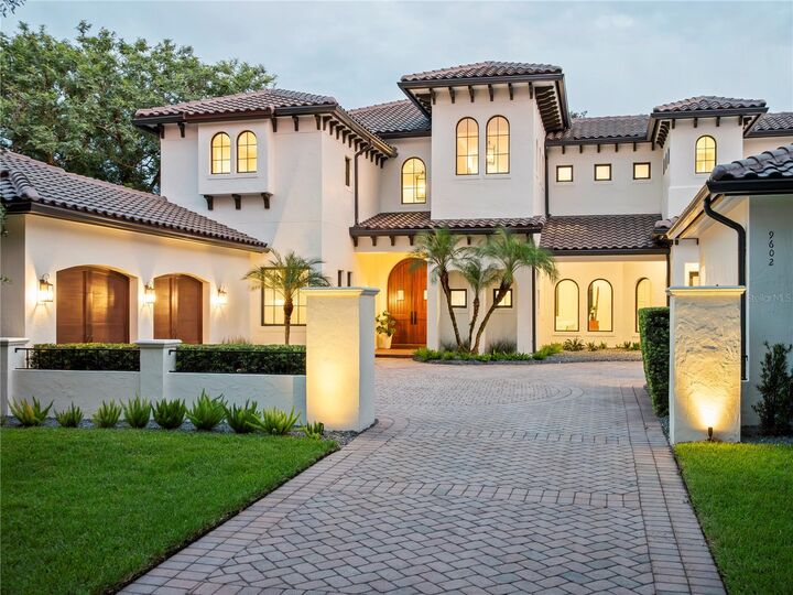 Property Photo: 9602 Sloane Street FL 32827