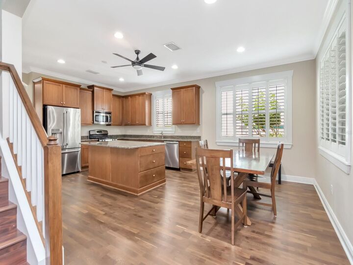 Property Photo:  3211 W San Juan Street  FL 33629 