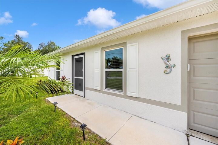 Property Photo: 3270 Horace Avenue FL 34286