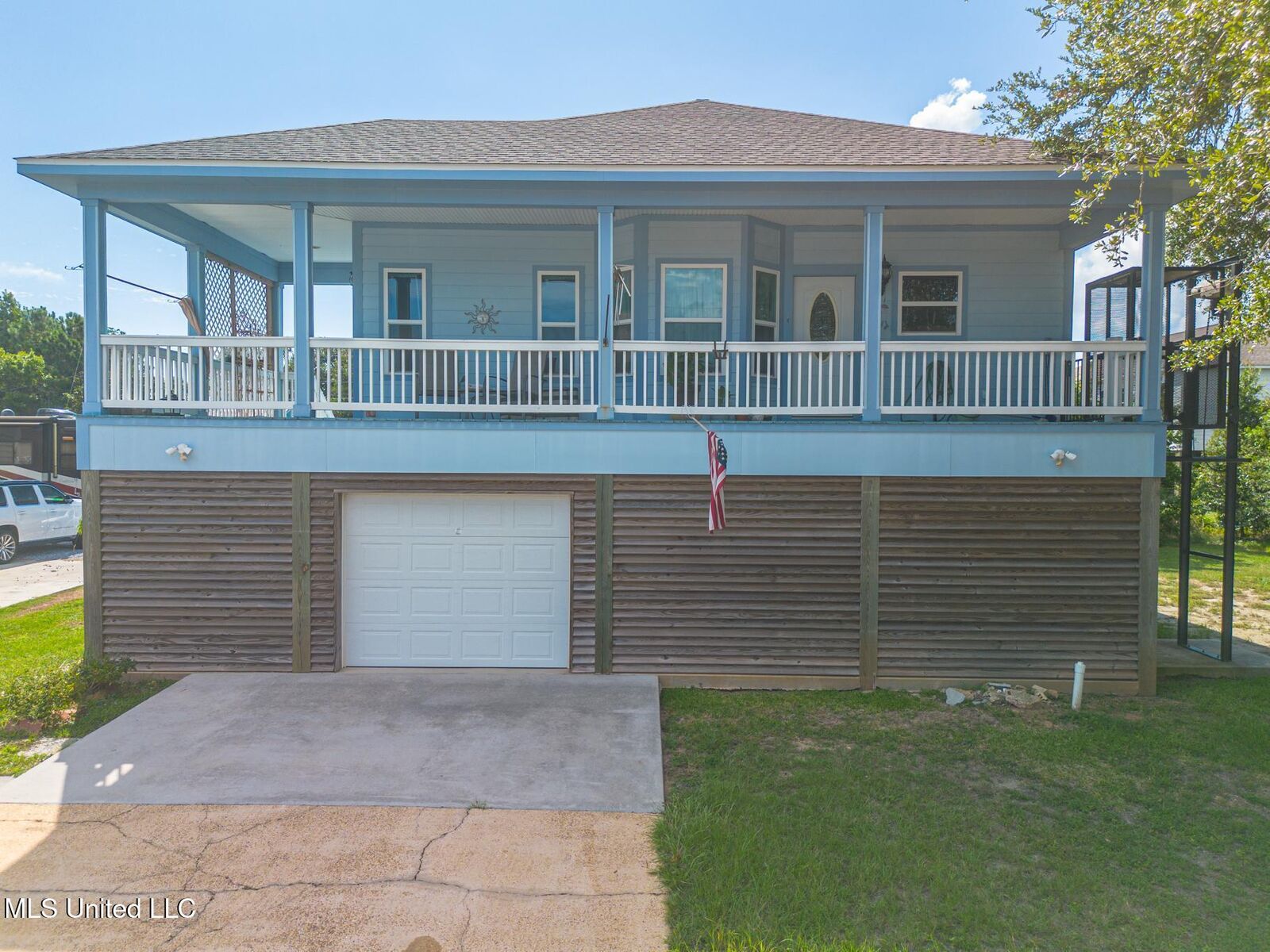 Property Photo:  105 Hayden Avenue  MS 39571 