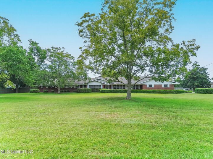 Property Photo: 501 Old Savannah Drive MS 39560