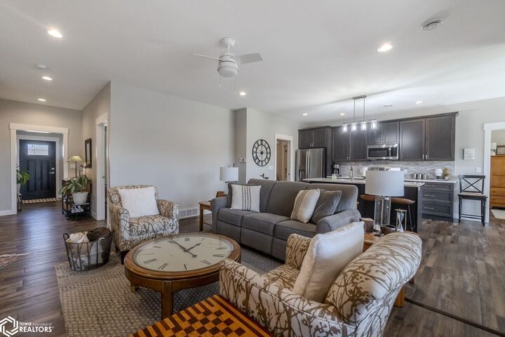Property Photo:  1400 Blake Drive  IA 50428