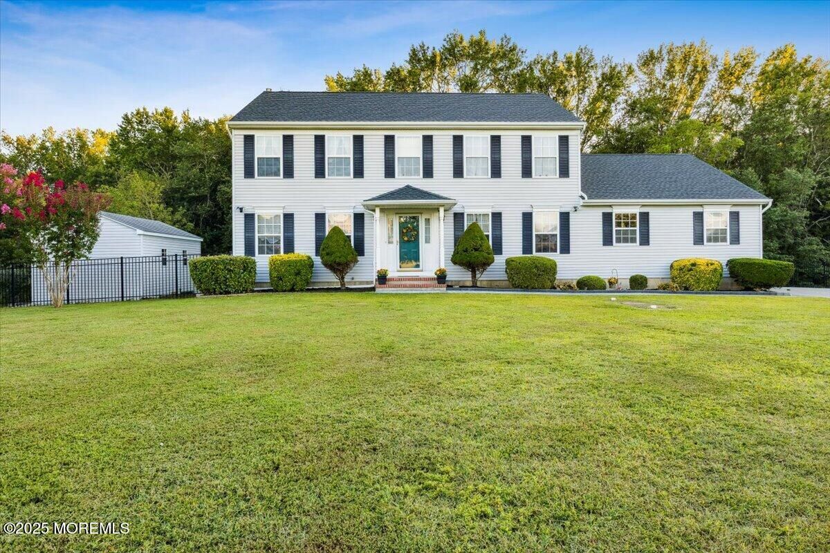 Property Photo:  353 Fieldcrest Drive  NJ 08533 