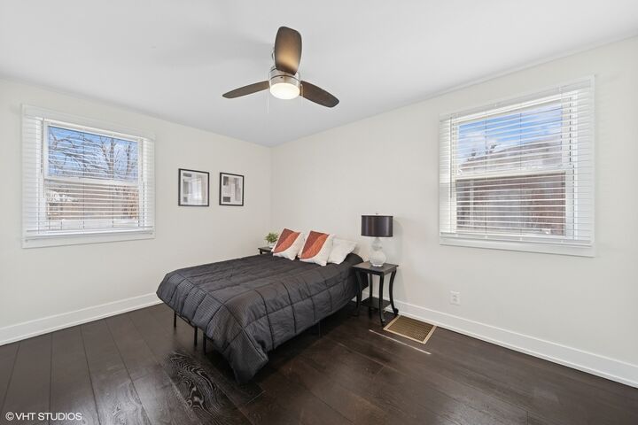 Property Photo: 10005 S Calhoun Avenue IL 60617