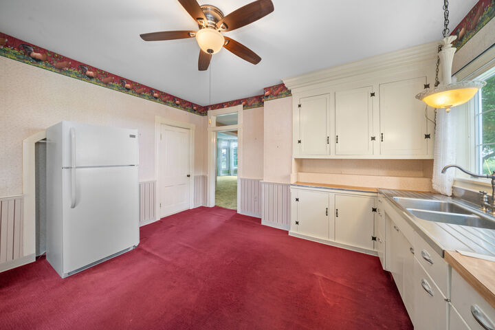 Property Photo:  10435 County Line Road  IL 60531 
