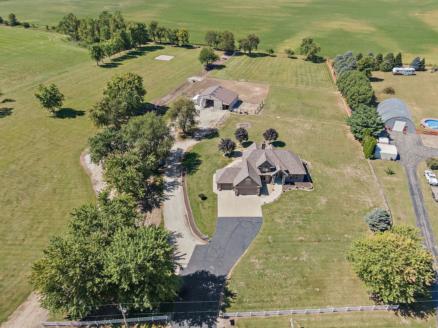 Property Photo: 17707 Il-113 IL 60481