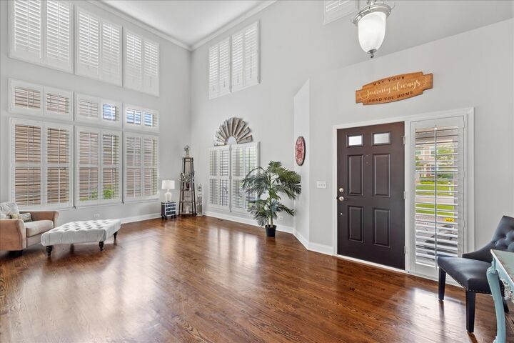 Property Photo:  1415 Carmel Lane  IL 60013 