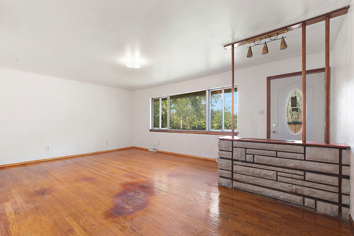 Property Photo: 1400 Eunice Avenue IL 60433