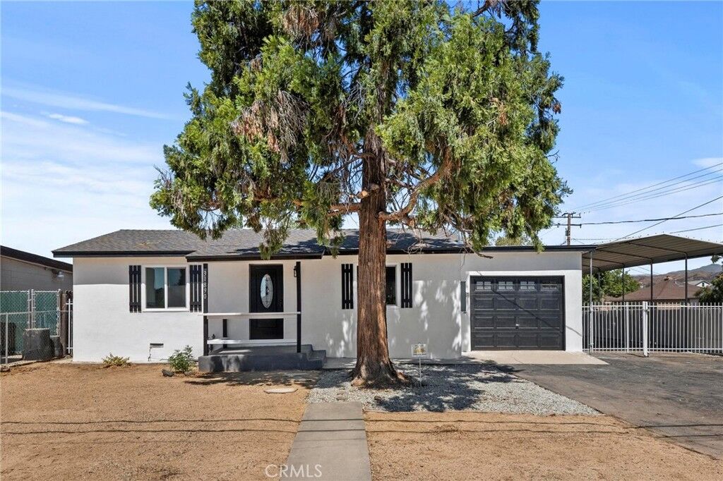 Property Photo: 31890 Avenue E CA 92399