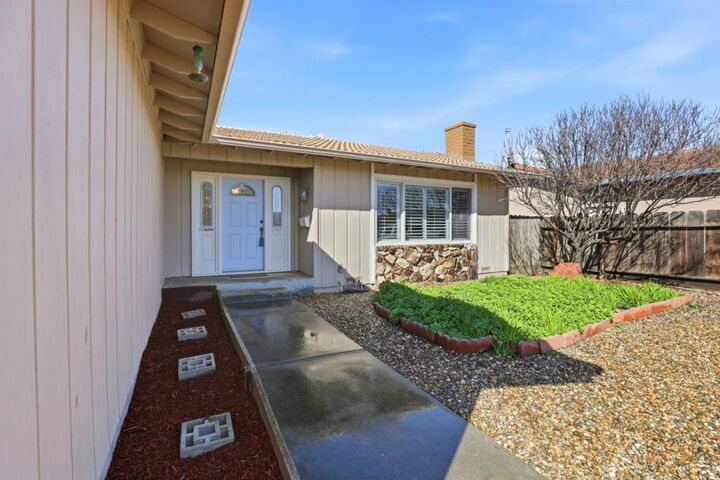 Property Photo:  1223 La Canada Way  CA 93901 