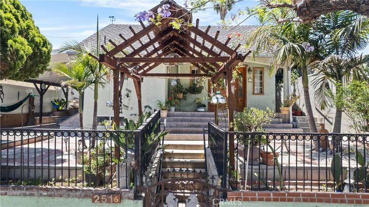 Property Photo:  2516 Alcazar Street  CA 90033 