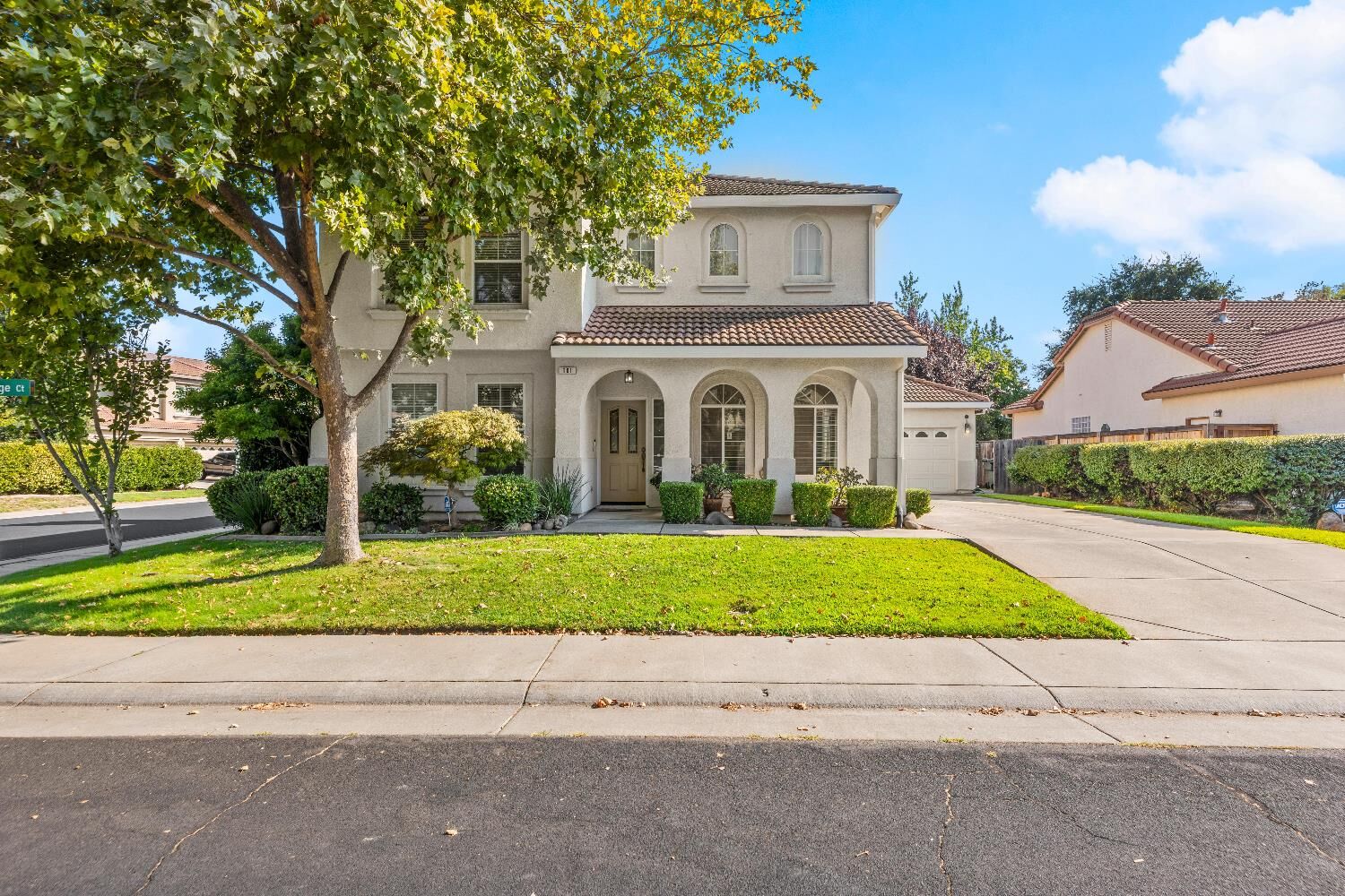 Property Photo:  101 Ambridge Court  CA 95747 