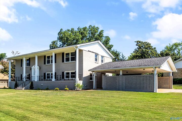 Property Photo: 7800 SW Chadwell Road AL 35802