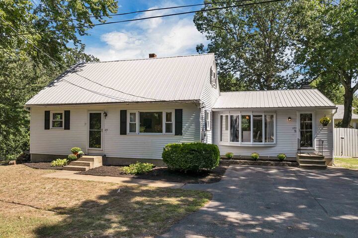 Property Photo:  123 Seventh Avenue  NH 03104 