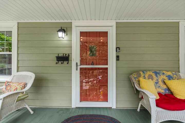 Property Photo:  633 Griggs Street S  MN 55116 
