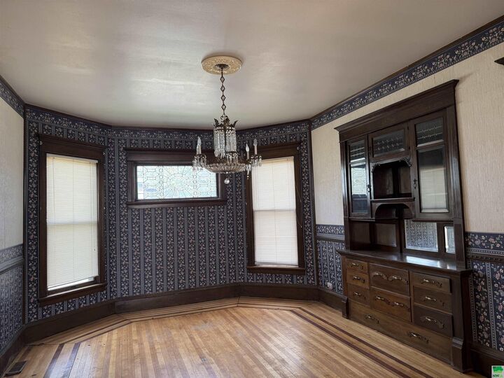 Property Photo: 2322 Jackson St IA 51104