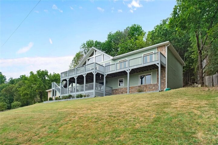 Property Photo: 15437 Dutchmans Drive AR 72756