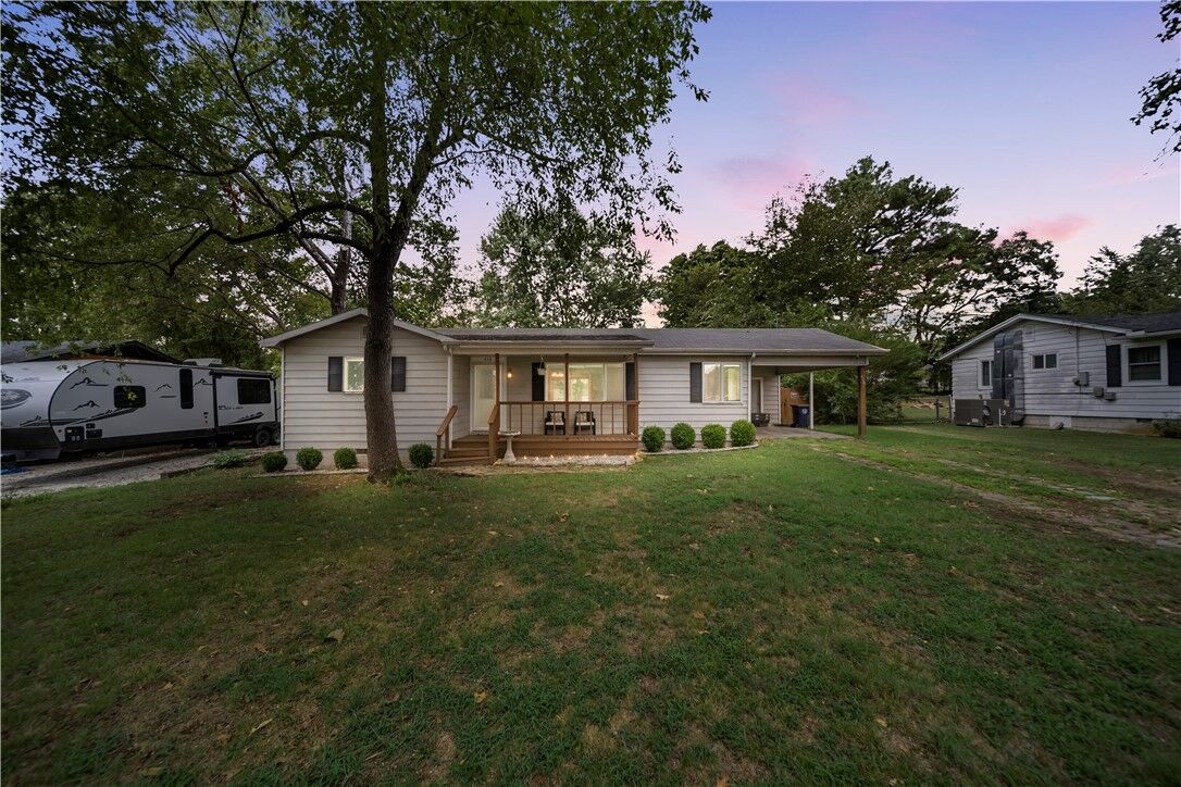 Property Photo:  410 McCormick Street  AR 72753 