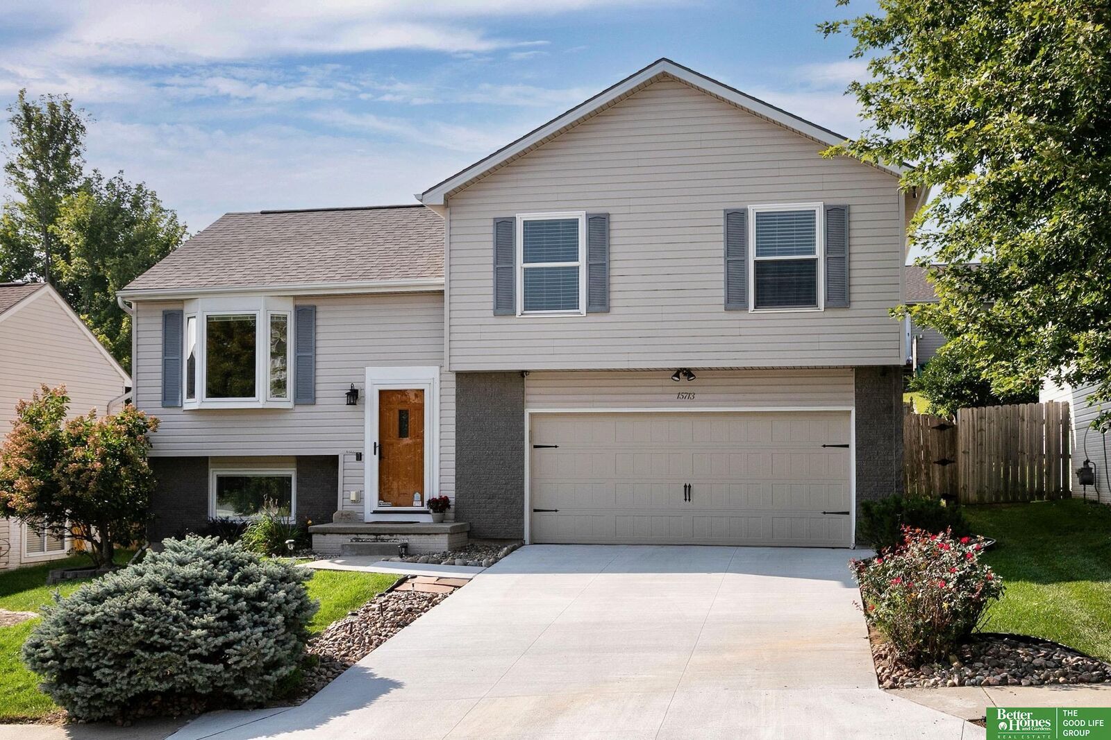 Property Photo:  15713 Willow Street  NE 68136 