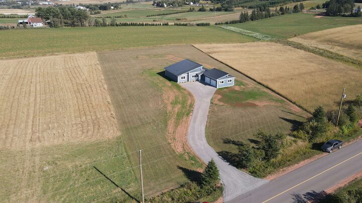 Property Photo: 664 County Line Road PE C0B 1M0
