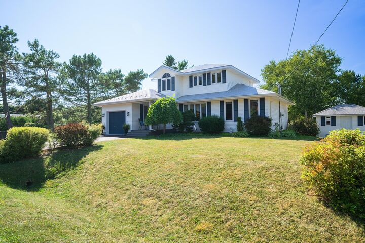60 Crescent Drive  Summerside PE C1N 4C1 photo