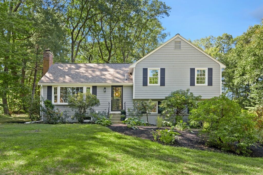 Property Photo: 21 Rosebay Drive MA 01721