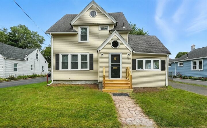 77 Coleman St  Springfield MA 01109 photo