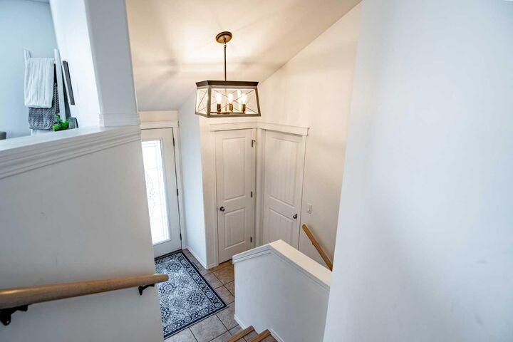 Property Photo:  6 Rolling Hills Bay  AB T0M 0J0 